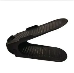 διπλή βάση για παπούτσια πλαστική με μεντεσέ