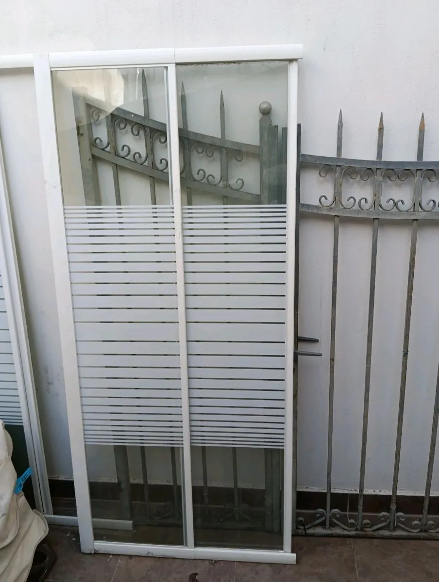 συρόμενη πόρτα ντουζιερας 3 συρόμενη πόρτα ντουζιερας