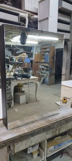 έπιπλο μπάνιου κρεμαστό