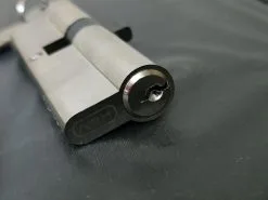 Αθραυστη Κλειδαρια - Αφαλος εξωτερικης Πορτας H&V 90MM (50+40mm) -Είδη Οικιακής Χρήσης 5fe835dc3ff0535fea0f7d04c1cf4ac8e6337e6b xl