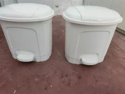 Δυο Πλαστικοί Κάδοι Απορριμμάτων με Πεντάλ 22x19x20cm -Είδη Οικιακής Χρήσης 76487d0d3925ef8e68a07c6b518173d4915b4915 xl