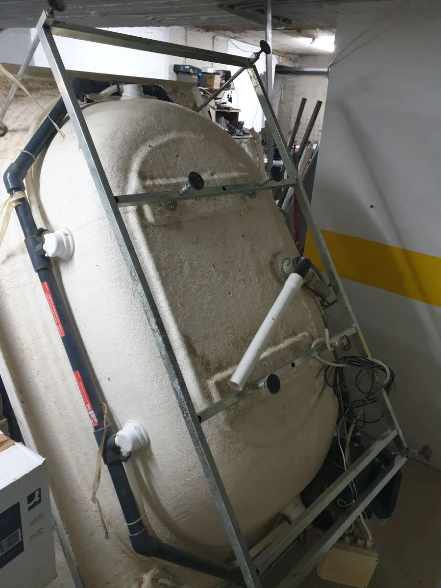 JACUZI 4 JACUZI - Image 2