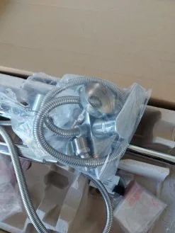 Στήλη ντουζ TEMA TONDO επεκτεινόμενη με μπαταρία -Είδη Οικιακής Χρήσης a29ce0a0b05ddc386a5855768b635407380b2c60 xl