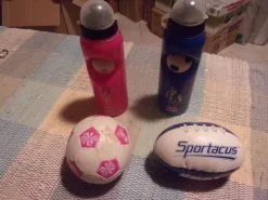 LAZYTOWN SPORTACUS STEPHANIE ΑΥΘΕΝΤΙΚΑ ΠΑΓΟΥΡΙΑ ΚΑΣΕΤΙΝΕΣ ΚΑΙ ΜΠΑΛΕΣ ΣΥΛΛΕΚΤΙΚΑ!!