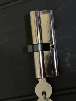 Αθραυστη Κλειδαρια - Αφαλος εξωτερικης Πορτας H&V 90MM (50+40mm) -Είδη Οικιακής Χρήσης ba5bdf99b35e4a97f7a7dc81e704b3f9bfcadbce xl