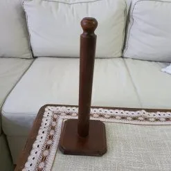 Ξύλινη βάση για χαρτί κουζίνας σκούρο καφέ