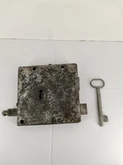 Κλειδαριά κλειστή με κλειδί (λειτουργεί), εποχής 1920