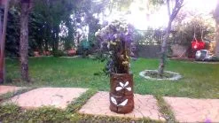 ΔΙΑΚΟΣΜΗΤΙΚΑ ΒΑΖΑ ΧΕΙΡΟΠΟΙΗΤΑ ΤΣΙΜΕΝΤΕΝΙΑ